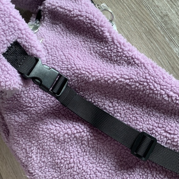 FP Movement Overachiever Sherpa Sling Bag Purple Lavender Teddy NWT - Picture 11 of 12
